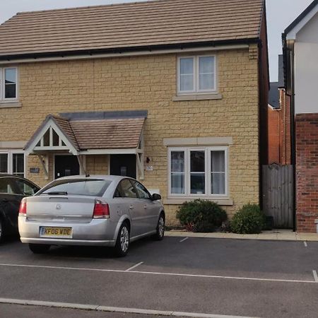 Hotel 30 Aldiss Drive Kingston Bagpuze Exteriér fotografie